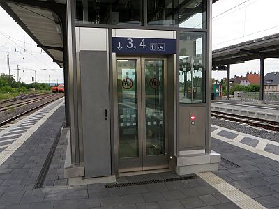 http://hessische-ludwigsbahn.de/05201540.jpg