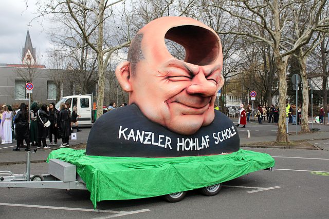 https://hessische-ludwigsbahn.de/CVB25500.jpg