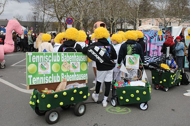https://hessische-ludwigsbahn.de/CVB25512.jpg
